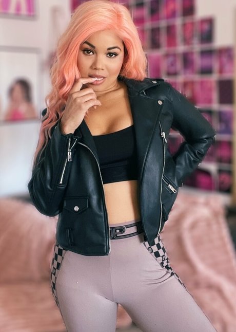 thetezzashow star pornographic pic