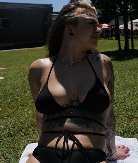 angieberbuer top model pics