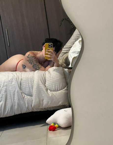 laotacostena adult star image