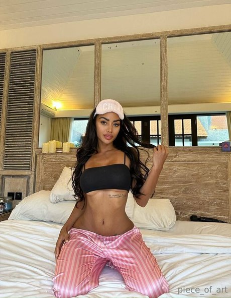 Carla PieceArt high quality actress archive