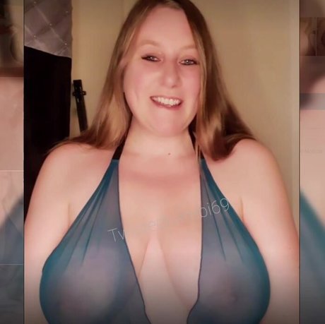 twistedbambi69 free star pics