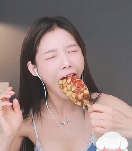 sara44244 erotic pornstar pics