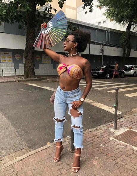 sarinhadiass xxx model image