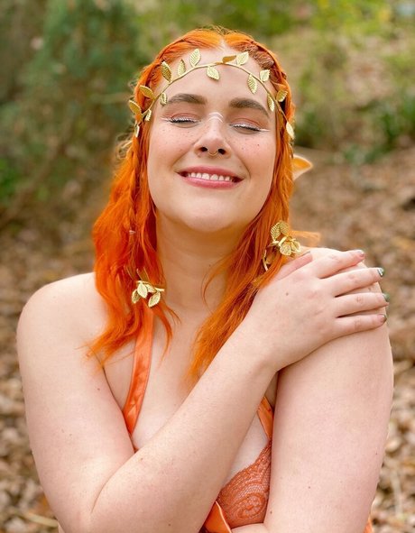 MegMage free actress photos