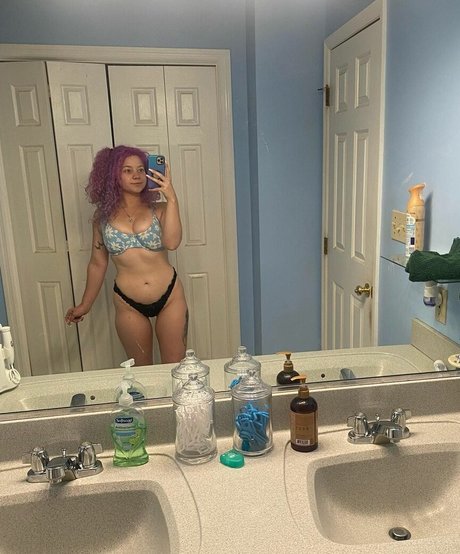 shirley curly_ model sexy galleries