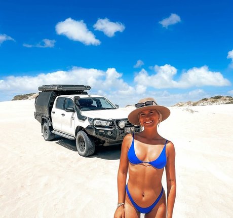 Molly Dixon perfect star image