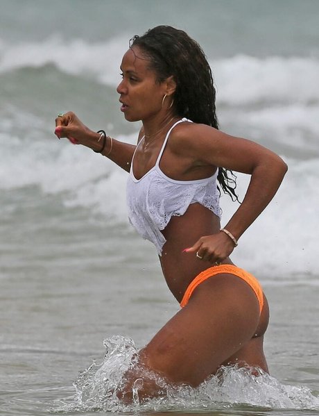 Jada Pinkett Smith perfect star pictures