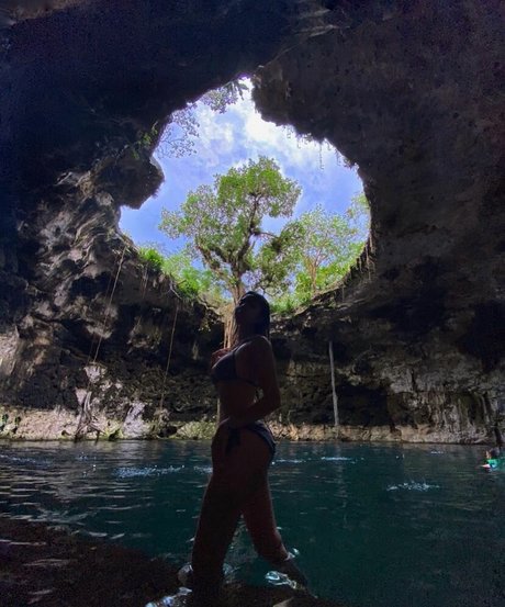 Fatima Guevara top star archive