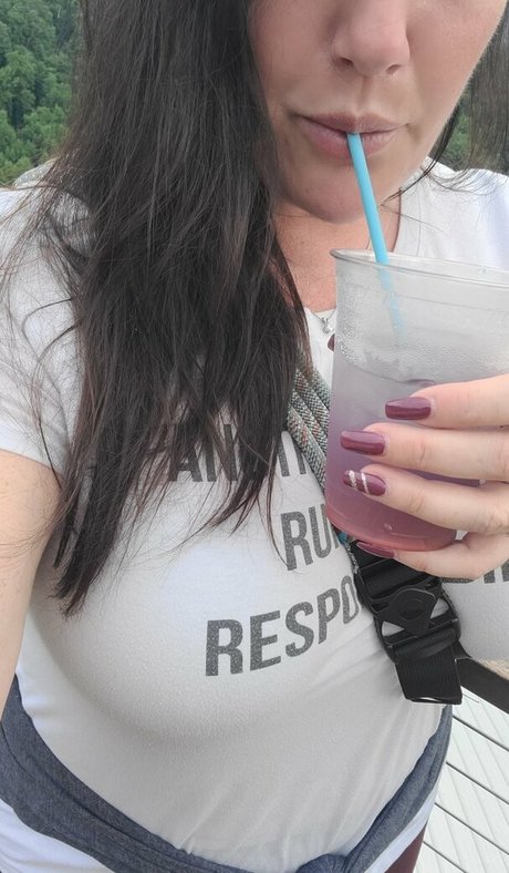 Fallon Jane star free photos