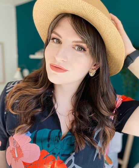 katestark high quality model picture