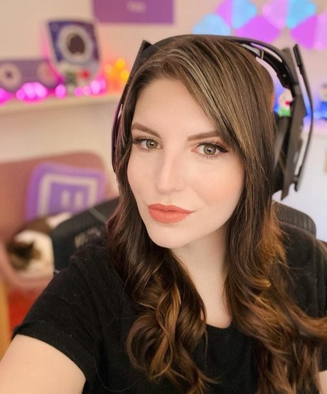 katestark nude pornstar photo