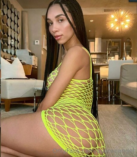 aubreeangel sexy model pic