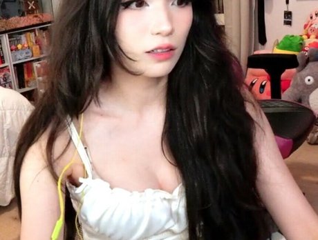 Emiru star nudes archive