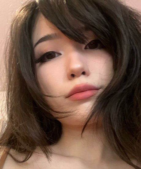 Emiru model naked gallery