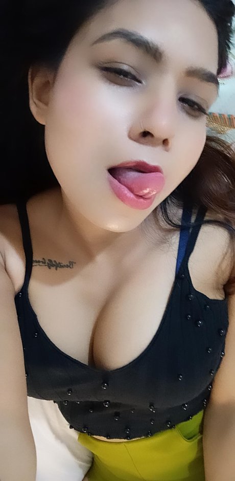 Annie Sharma hd pornstar images