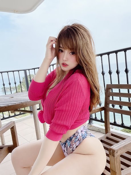 Jeanne Hori_ star exclusive image