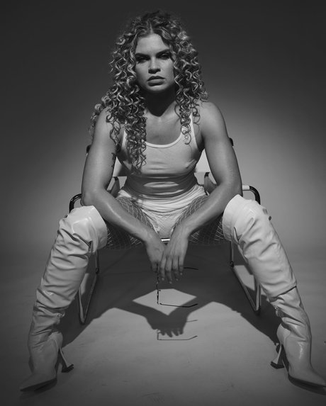 Kristen Conger_ perfect pornstar gallery