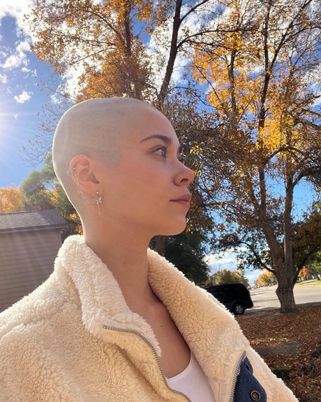 Melodi Flack_ sexy model picture