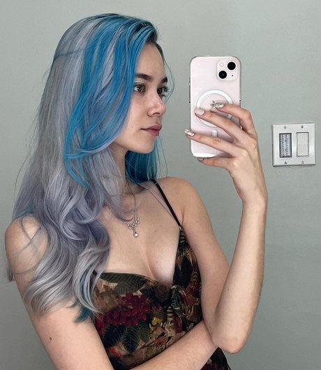 Melodi Flack_ exclusive model galleries