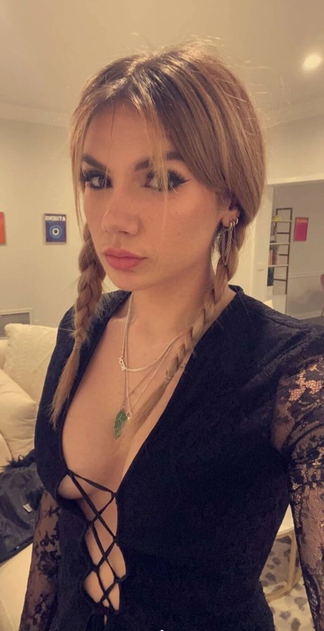 Bailey Rose free star images