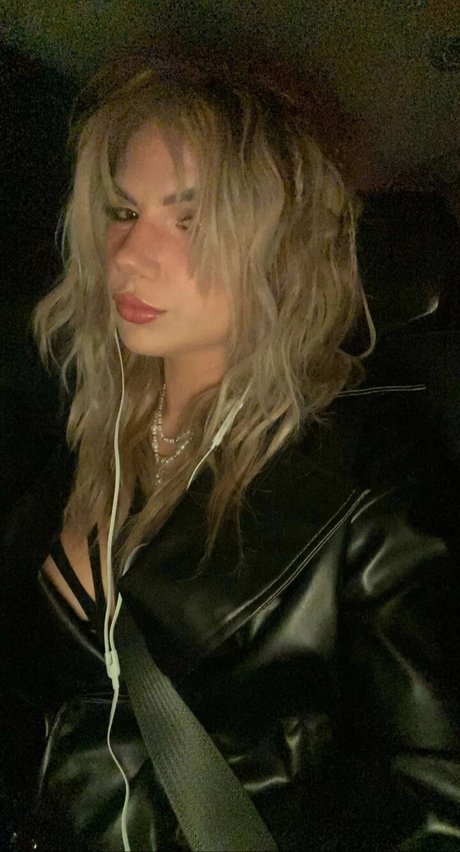 Bailey Rose pornstar hd gallery