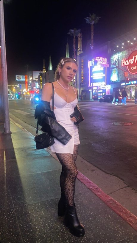 Bailey Rose sex model pictures