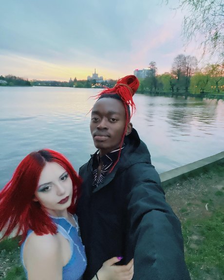 Doga Lamper_ hot star pictures