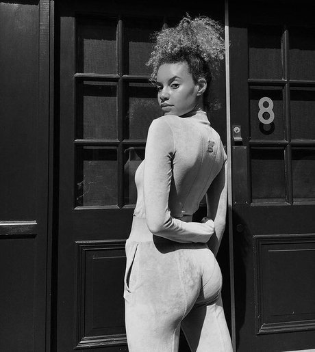 Lara never laura pornstar top pictures