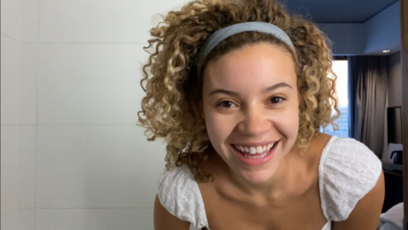 Lara never laura Profile pic