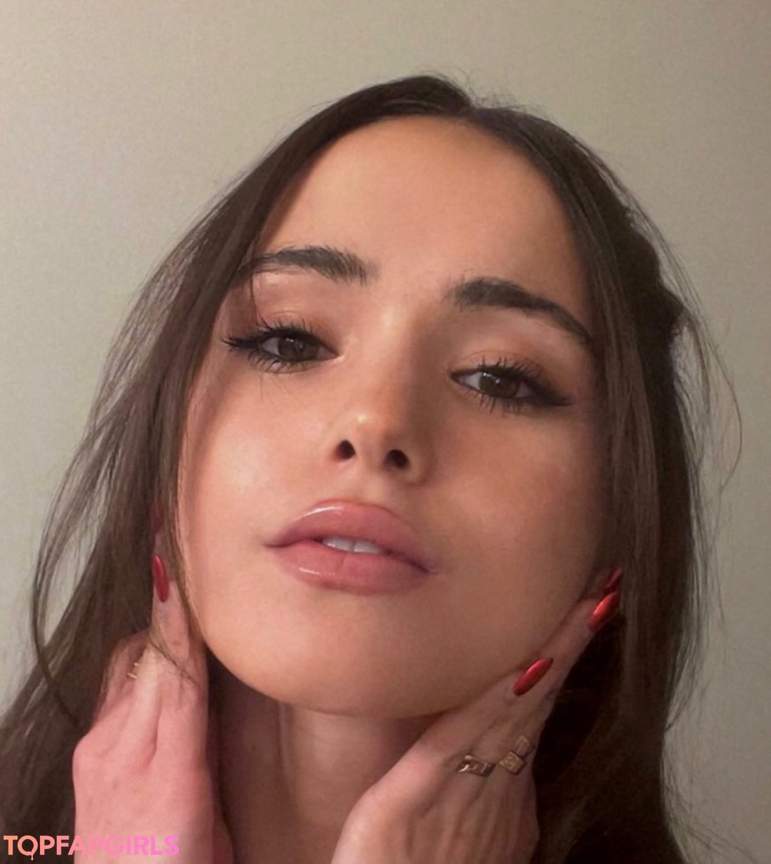 Laura Lindstrom nude star img