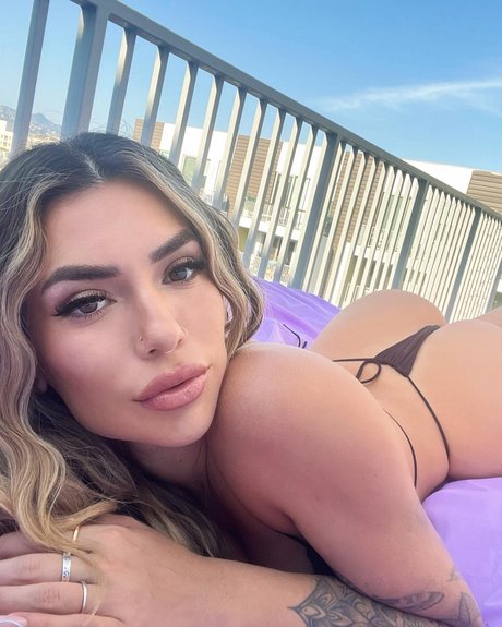 Luciana Del Mar exclusive star galleries