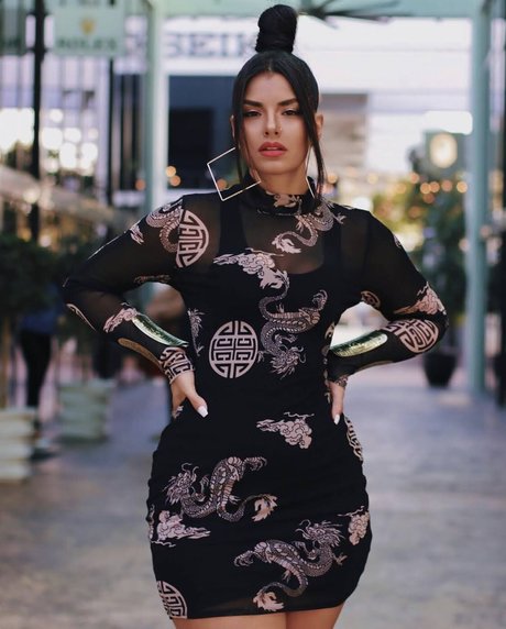 Natalia Pitti model nice galleries