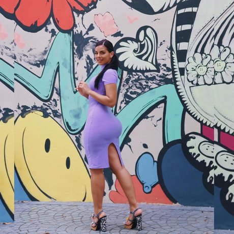 Natalia Pitti pornstar top img