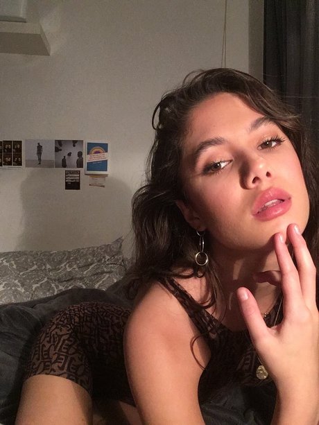 Saoirse Alicia Behzadi_ perfect pornstar image