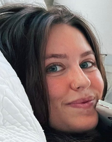 Charleigh Lemons xxx pornstar archive