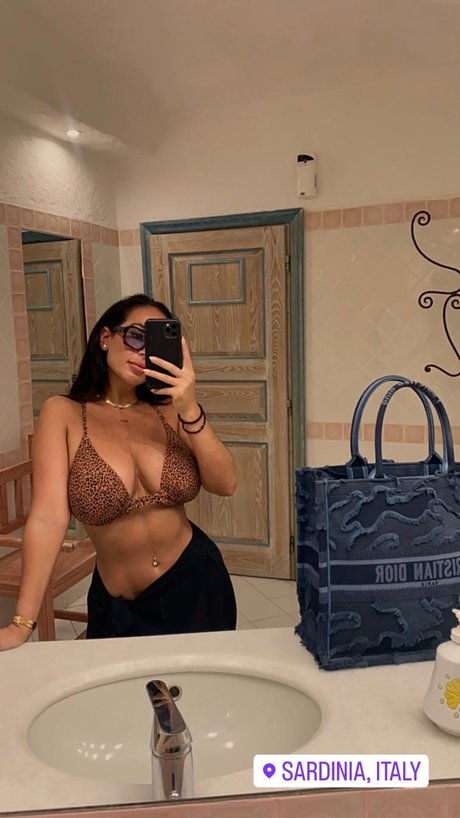 Audrey Feldman model hd image