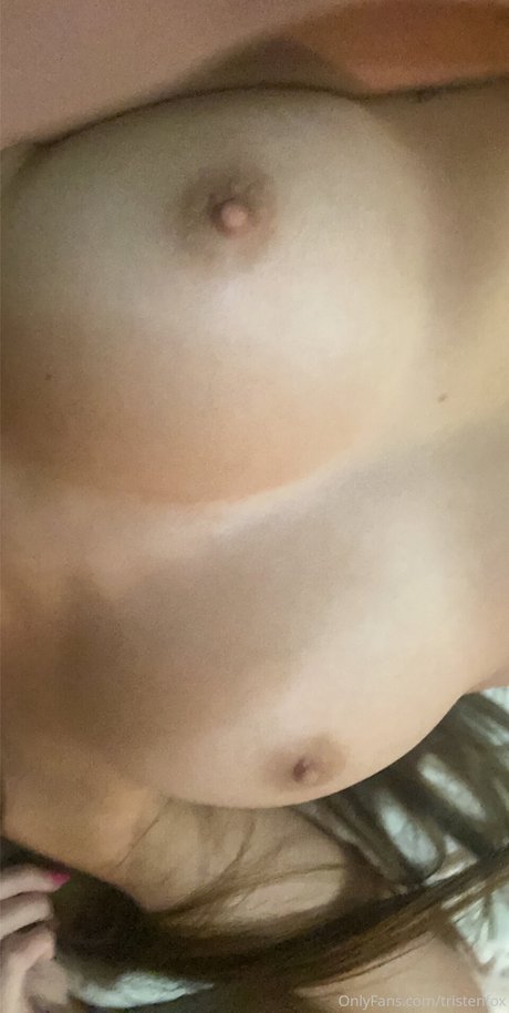 Itz Wavybaby porn actress photo