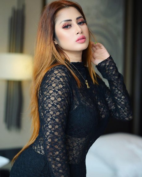 Jiya Roy xxx actress galleries