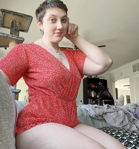 Mel Capperino Garcia pretty star image