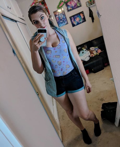 Mel Capperino Garcia pornstar naked pics