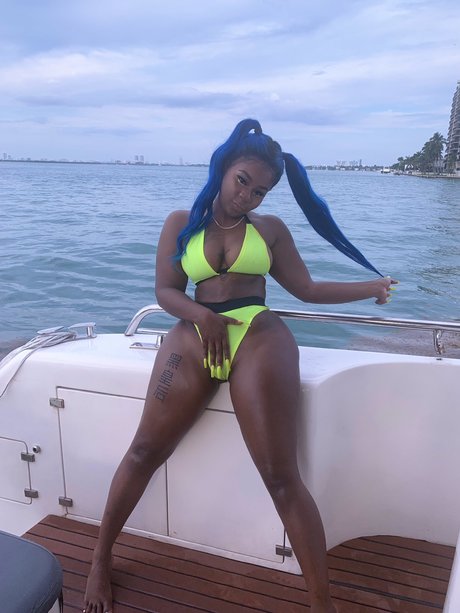 Sukihana_ porn actress photos