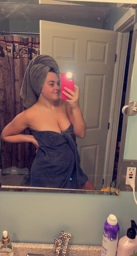 Tori Ann model nice img