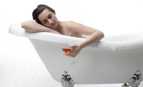 Yuval King naked star galleries