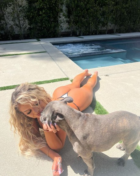 Hannah Brooke pornstar pretty photo