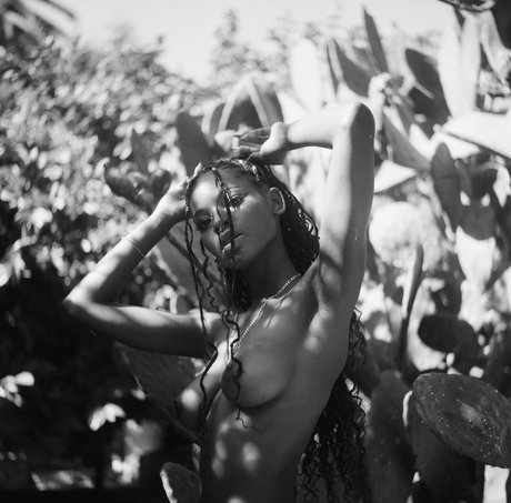 Luci Lane_ model hot pics