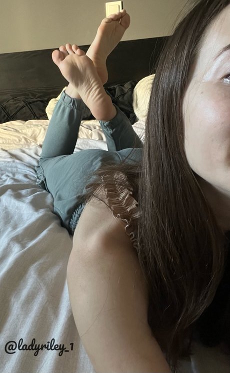 ladyriley pornstar top photos