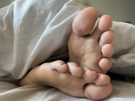 ladyriley art pornstar pictures