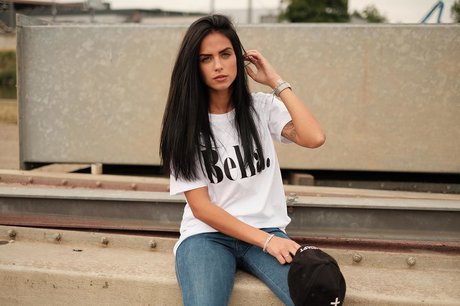 Marlen Valderrama Alvarez nudes model image