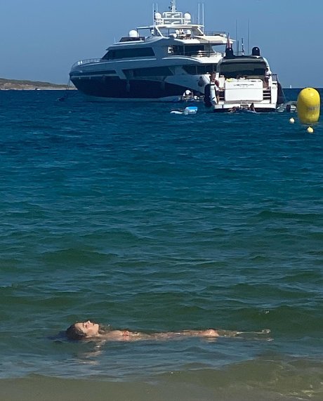 Tessa Brooks star adult pictures