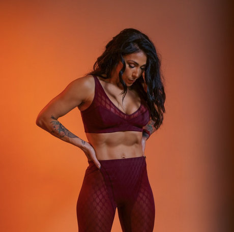 Angelica Curves beautiful pornstar pic